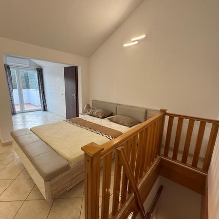Apartments Vesna Тиват Экстерьер фото