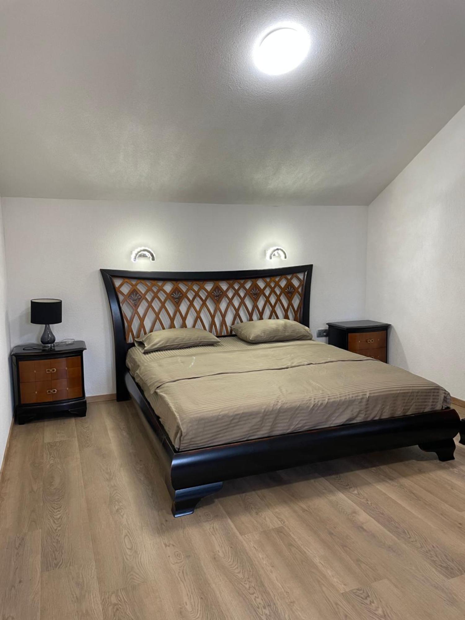 Apartments Vesna Тиват Экстерьер фото